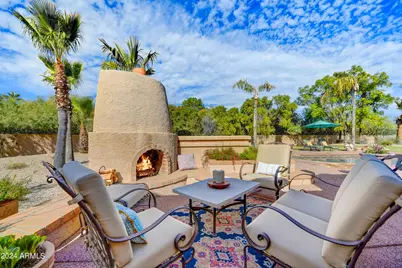 8434 E Charter Oak Drive, Scottsdale, AZ 85260 - Photo 33