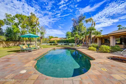 8434 E Charter Oak Drive, Scottsdale, AZ 85260 - Photo 25