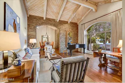 8434 E Charter Oak Drive, Scottsdale, AZ 85260 - Photo 7