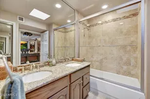 8434 E Charter Oak Dr, Scottsdale, AZ 85260 - Photo 15