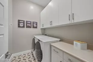 1576 N 68th Pl, Scottsdale, AZ 85257 - Photo 25