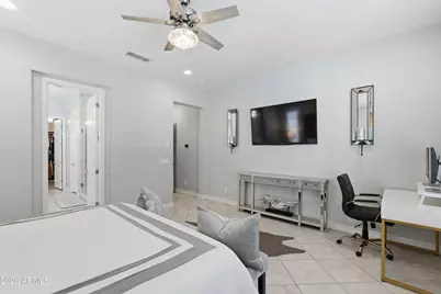 938 E Parkview Drive, Gilbert, AZ 85295 - Photo 25