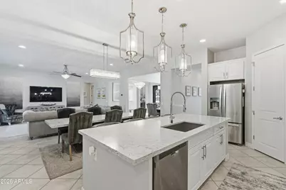 938 E Parkview Drive, Gilbert, AZ 85295 - Photo 17