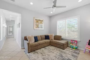 938 E Parkview Dr, Gilbert, AZ 85295 - Photo 21