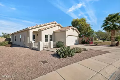 1134 E Pedro Road, Phoenix, AZ 85042 - Photo 1