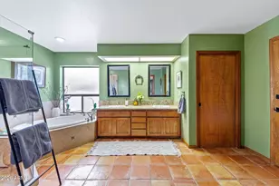 2119 E Vaughn St, Tempe, AZ 85283 - Photo 31