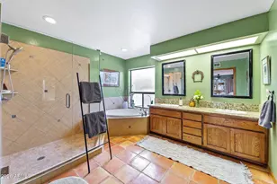 2119 E Vaughn St, Tempe, AZ 85283 - Photo 27