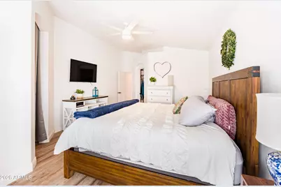 26434 N 43rd Place, Phoenix, AZ 85050 - Photo 25