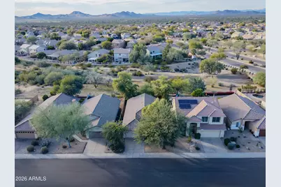 26434 N 43rd Place, Phoenix, AZ 85050 - Photo 39