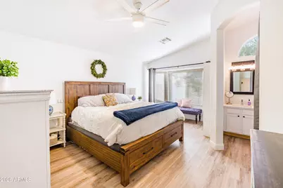 26434 N 43rd Place, Phoenix, AZ 85050 - Photo 23