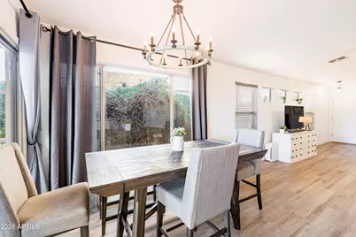 26434 N 43rd Place, Phoenix, AZ 85050 - Photo 13