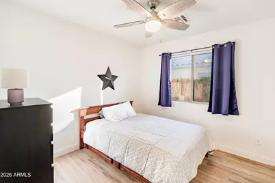 26434 N 43rd Place, Phoenix, AZ 85050 - Photo 15