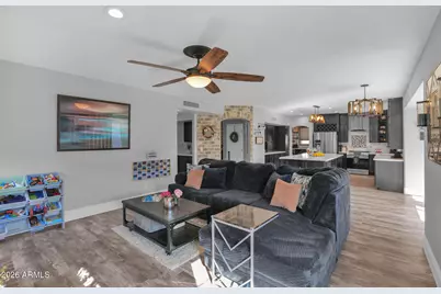 1519 W Devon Drive, Gilbert, AZ 85233 - Photo 21