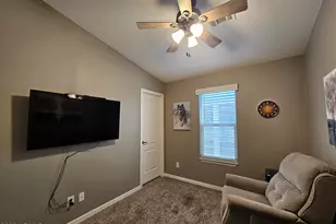 650 N Hawes Rd, Mesa, AZ 85207 - Photo 21