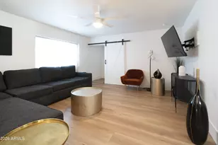 4451 E Earll Dr, Phoenix, AZ 85018 - Photo 11