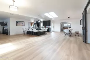 4451 E Earll Dr, Phoenix, AZ 85018 - Photo 13