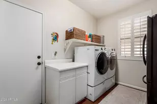 350 W Vinedo Ln, Tempe, AZ 85284 - Photo 33