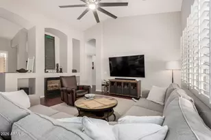 350 W Vinedo Ln, Tempe, AZ 85284 - Photo 5