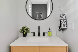 1354 S Heartland Ln, Gilbert, AZ 85296 - Photo 29