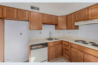 5236 N 20th Street #C4, Phoenix, AZ 85016 - Photo 11