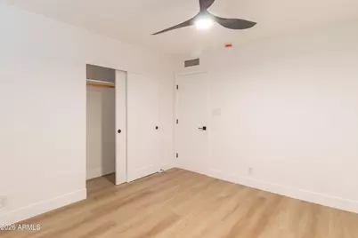 8643 E Rancho Vista Drive, Scottsdale, AZ 85251 - Photo 17