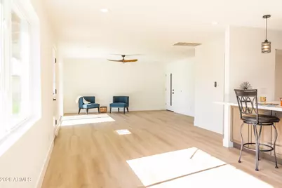 8643 E Rancho Vista Drive, Scottsdale, AZ 85251 - Photo 9