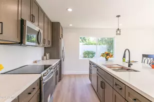 8643 E Rancho Vista Dr, Scottsdale, AZ 85251 - Photo 15