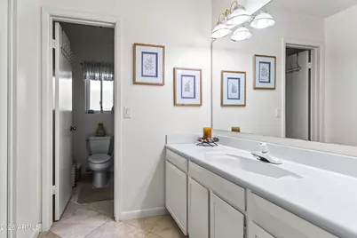 10201 N 58th Place, Paradise Valley, AZ 85253 - Photo 17