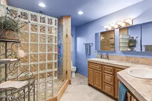 10201 N 58th Pl, Paradise Valley, AZ 85253 - Photo 11