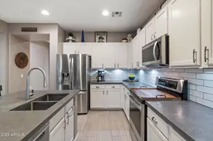 9226 W Buckhorn Trail, Peoria, AZ 85383 - Photo 3