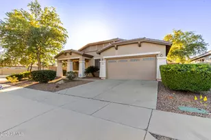 7402 N 88th Ln, Glendale, AZ 85305 - Photo 3