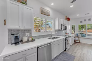 13359 W Gelding Dr, Surprise, AZ 85379 - Photo 11