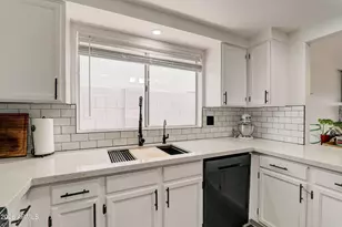 4413 W Oraibi Dr, Glendale, AZ 85308 - Photo 7