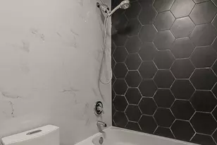 5995 N 78th St, Scottsdale, AZ 85250 - Photo 13