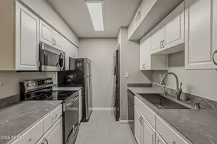 5995 N 78th St, Scottsdale, AZ 85250 - Photo 3