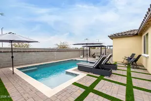 17282 W Dahlia Dr, Surprise, AZ 85388 - Photo 43