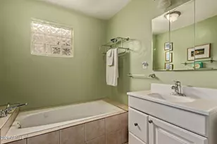 4413 North 19th Pl, Phoenix, AZ 85016 - Photo 9