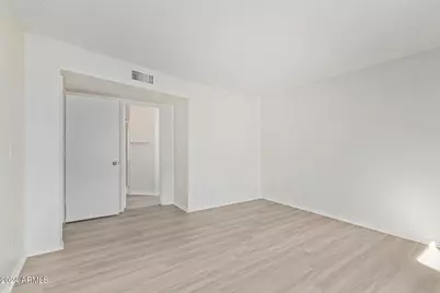 8714 W Amelia Avenue, Phoenix, AZ 85037 - Photo 13