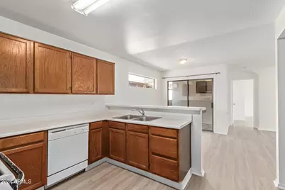 8714 W Amelia Avenue, Phoenix, AZ 85037 - Photo 9