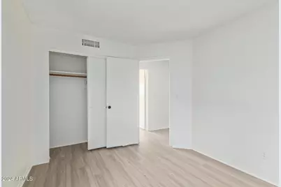 8714 W Amelia Avenue, Phoenix, AZ 85037 - Photo 23