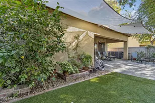 3935 W Roundabout Cir, Chandler, AZ 85226 - Photo 31