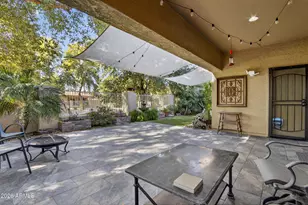 3935 W Roundabout Cir, Chandler, AZ 85226 - Photo 3