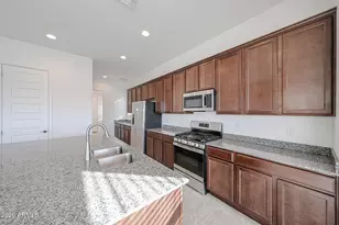 25154 N 75th Ln, Peoria, AZ 85383 - Photo 3