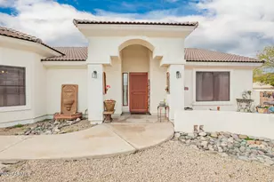 560 W Topeka Dr, Wickenburg, AZ 85390 - Photo 3