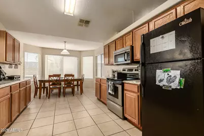 8520 W Palm Lane #1070, Phoenix, AZ 85037 - Photo 9