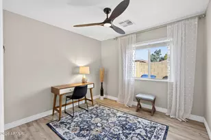 11673 W Lakeview Ct, Surprise, AZ 85378 - Photo 33