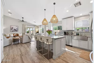 11673 W Lakeview Court, Surprise, AZ 85378 - Photo 13