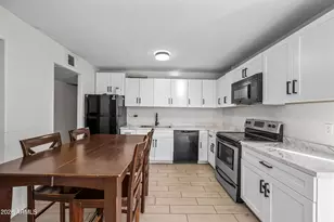 3007 N 81st Ave, Phoenix, AZ 85033 - Photo 9