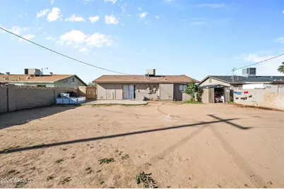 3007 N 81st Avenue, Phoenix, AZ 85033 - Photo 25