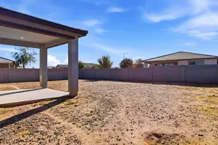 2037 E Wetleaf Pl, Casa Grande, AZ 85122 - Photo 19